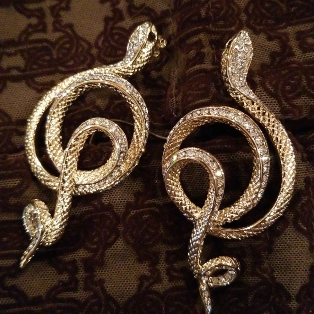 Earings